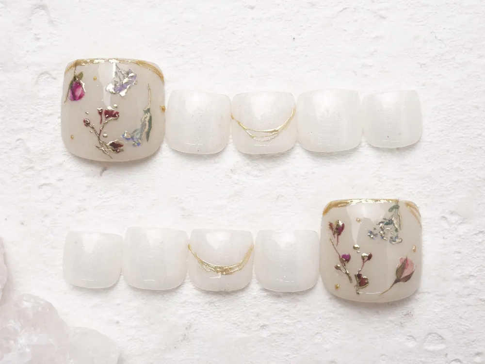 (315)アンティークフラワー×ミラーラインネイル｜フットネイル