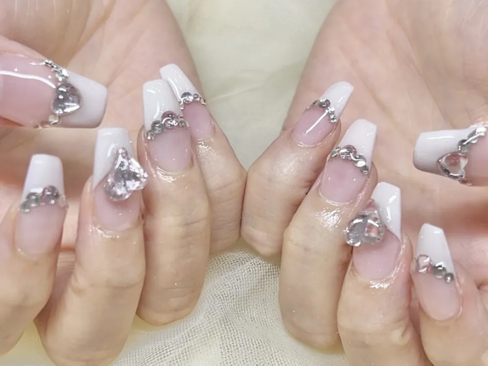 ベビーピンクフレンチネイル