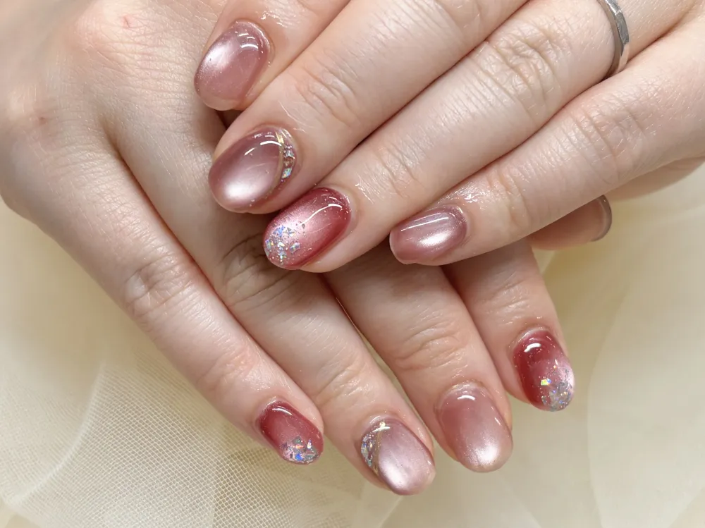 水光マグネットネイル