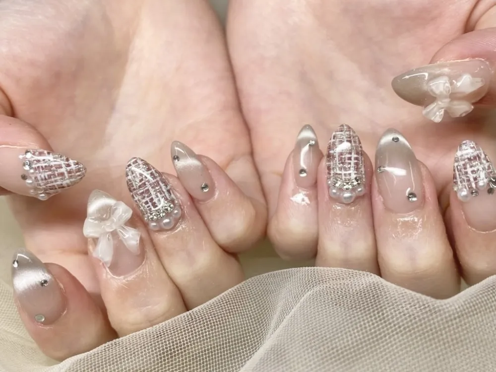 マグネットフレンチ×ツイードネイル