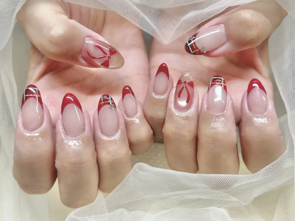 フレンチ×チェックネイル