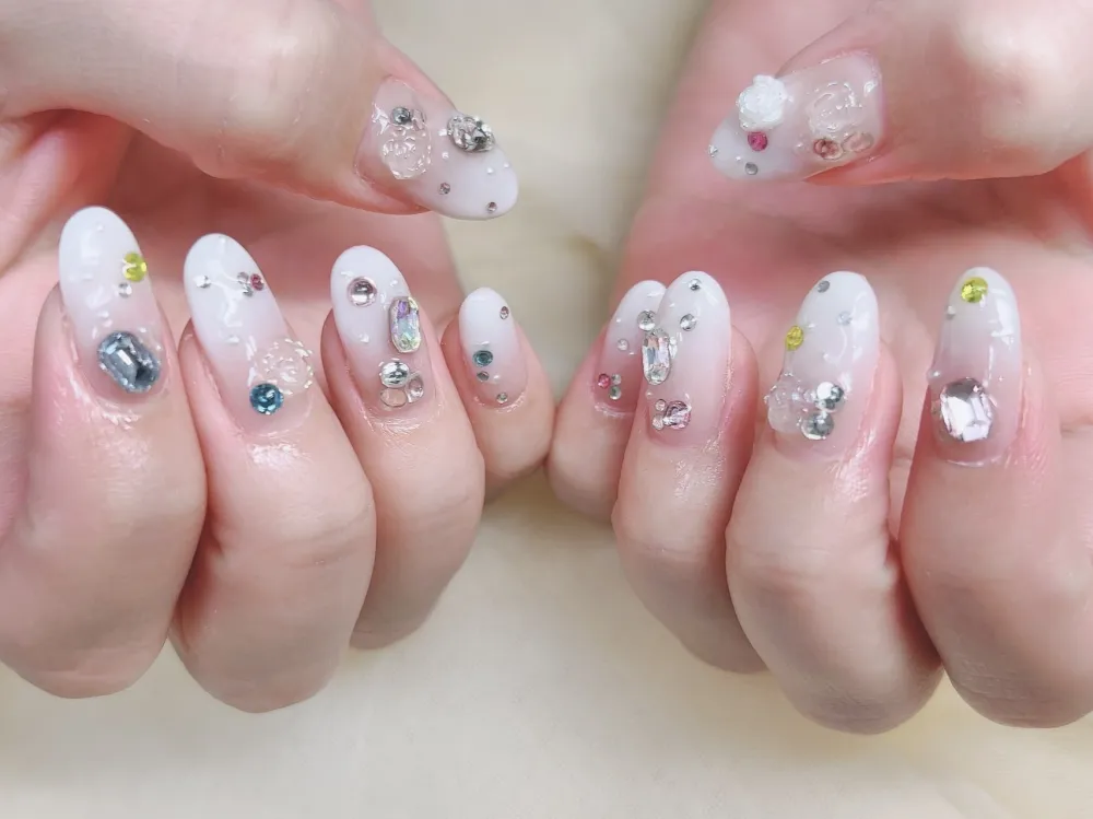 グラデ×カラフルストーンネイル