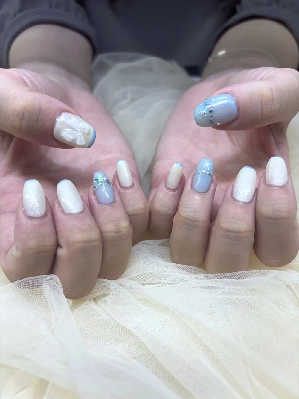 ブルーシェル蝶リボンネイル