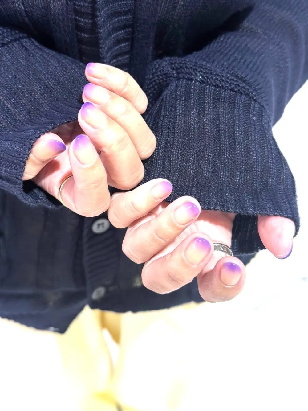 パープルグラデーションネイル