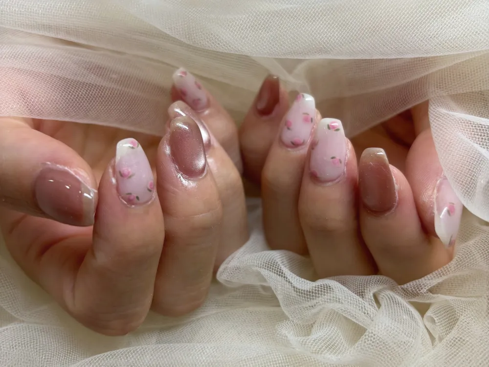 ピンクフラワーグラデフレンチ