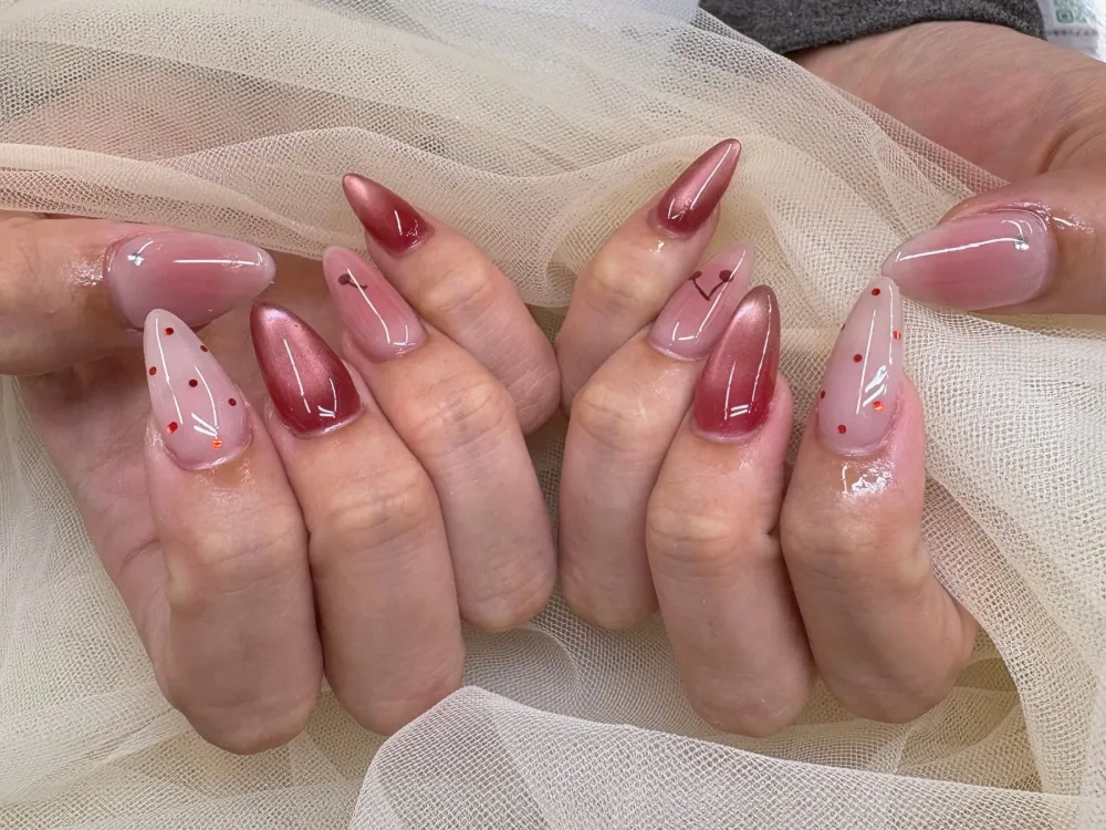 赤ミラーグラデニュアンスドット