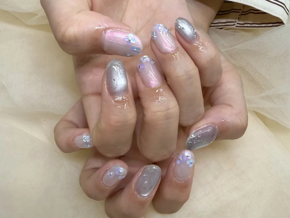 シルバーピンク花ニュアンス