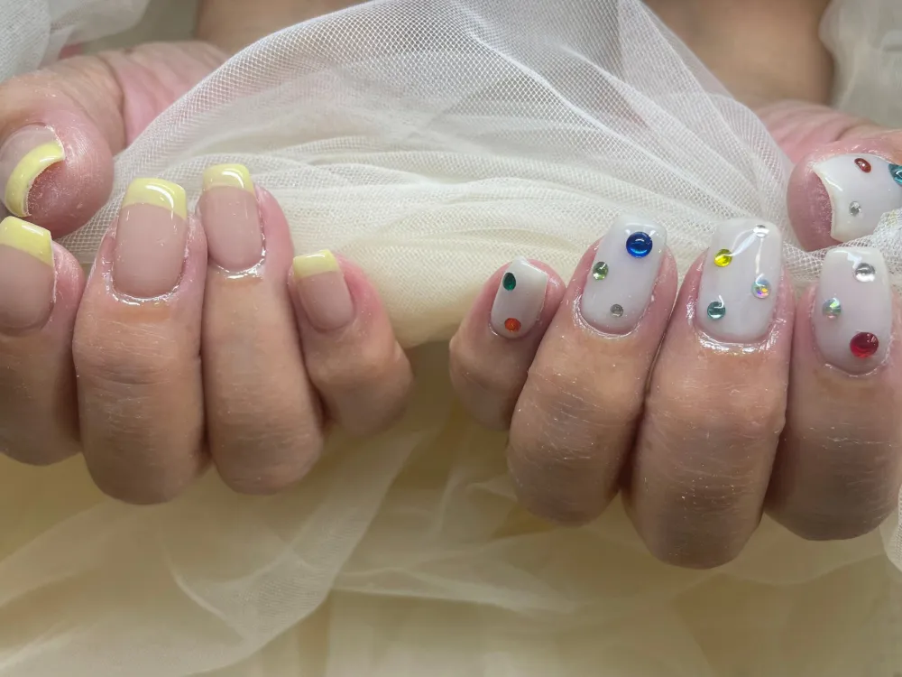 イエロービジューフレンチ