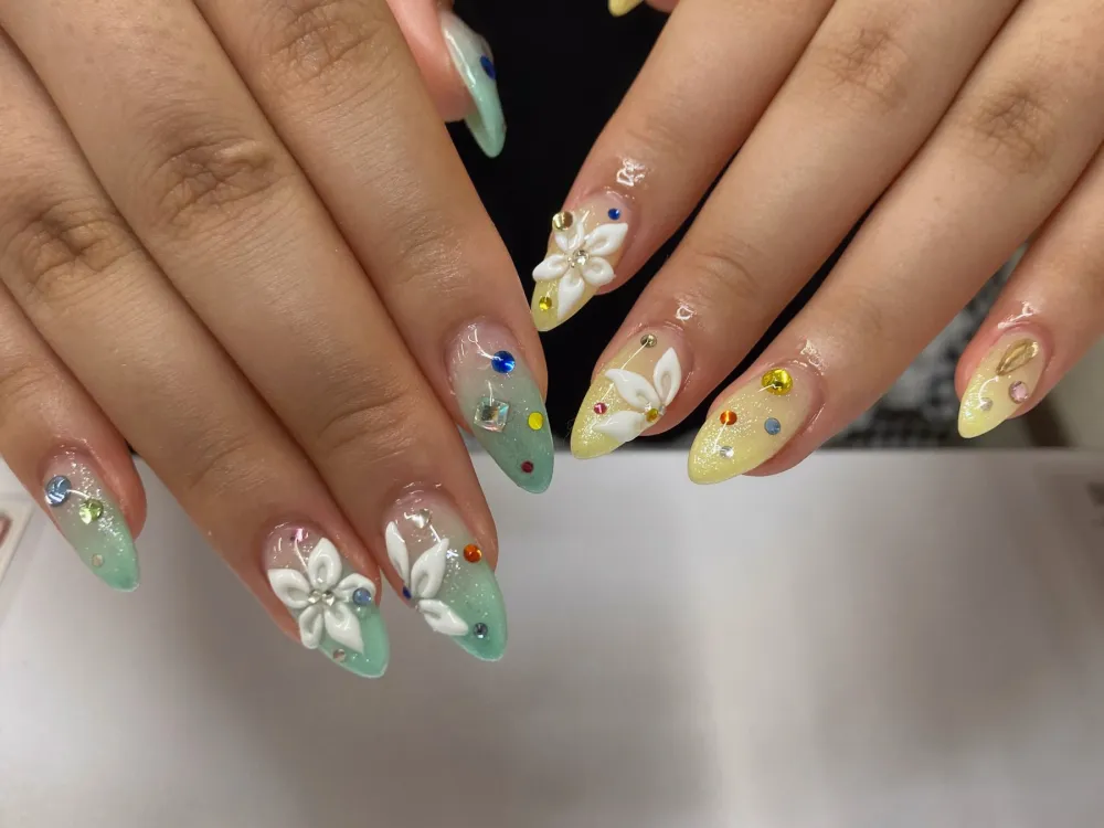 グリーン花3Dビジュー